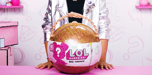 Everything You ll Find Inside the L.O.L. Surprise Big Surprise Ball YAYOMG