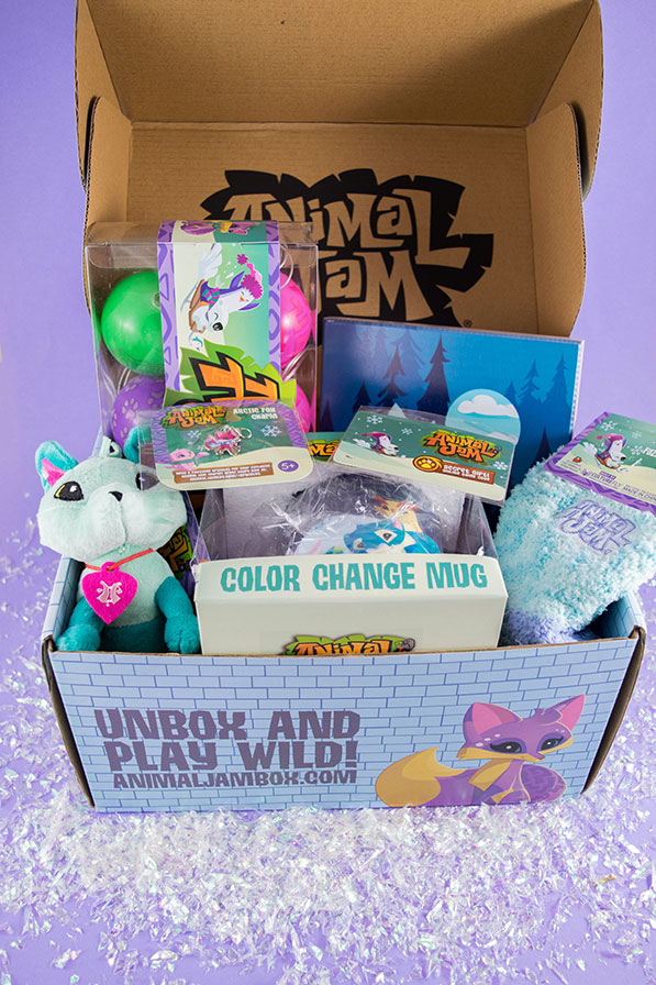 Animal Jam Winter Unboxing