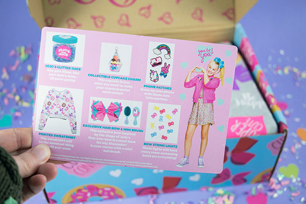 The Winter JoJo Siwa Box is an Explosion of Donuts, Hairbows, and ...