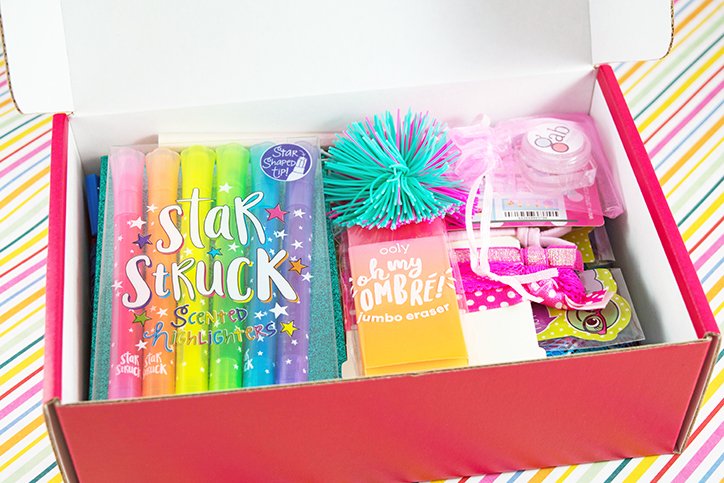 PopGirl Box Unboxing - August 2018 + Giveaway