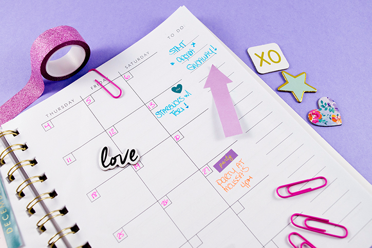 Plan Your Perfect Year With the STMT DIY Agenda Set + GIVEAWAY