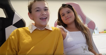 Get to Know JKrew Gaming’s Cilla and Maddy! | YAYOMG!